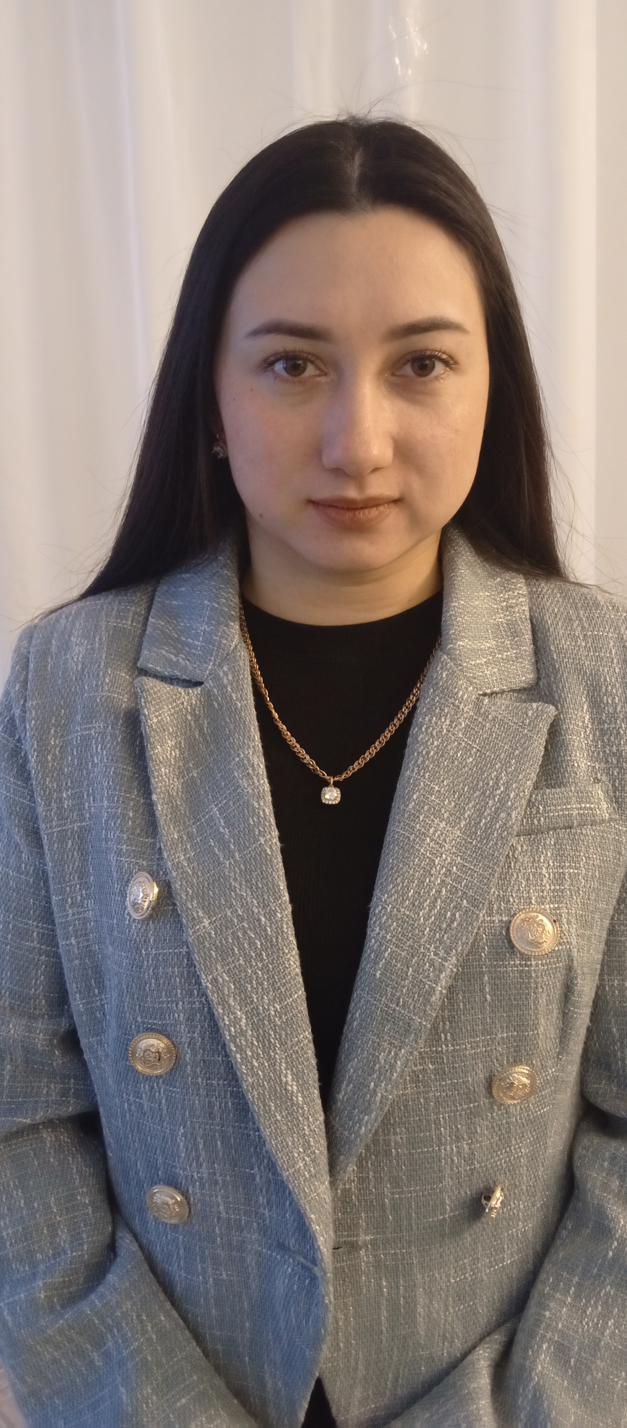 Педагогический работник Абдиева Марина Маликовна.